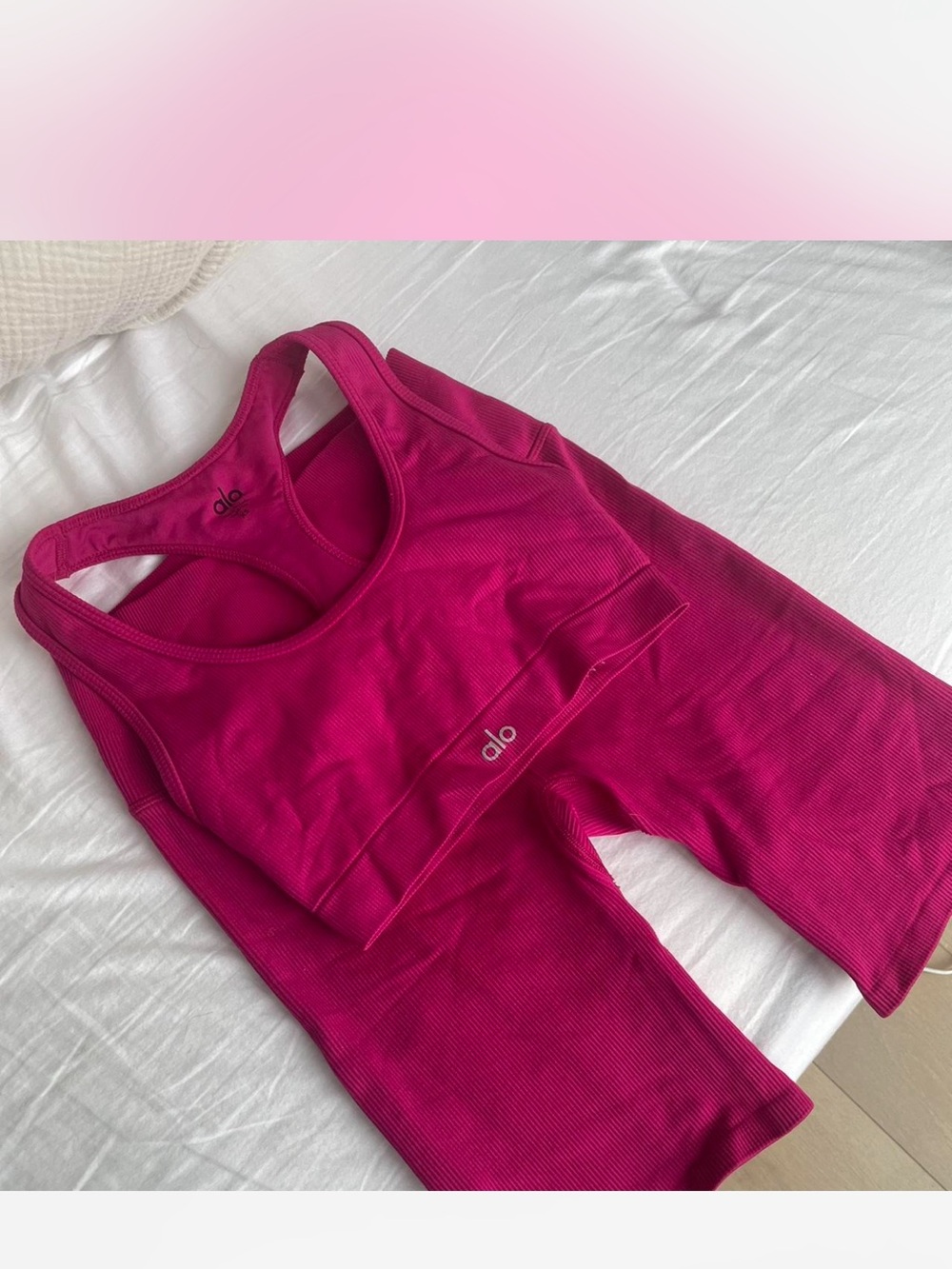 ALO Yoga Ribbed Workout Set in Bright Fuchsia